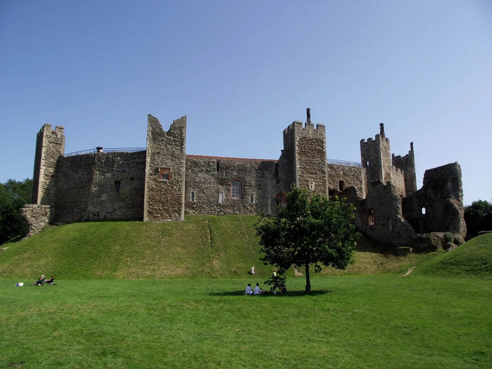 Embarking on a Historical Journey: Suffolk's Top 5 Castles for an Enchanting Visit