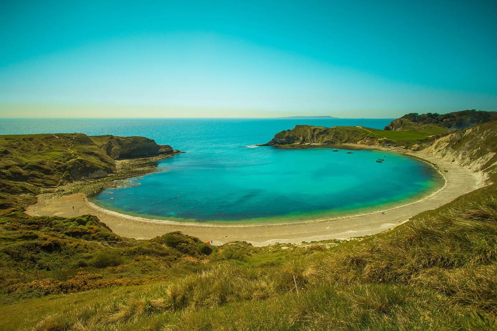 Unveiling Dorset's Coastal Jewels: The Ultimate Beach Guide for Campers
